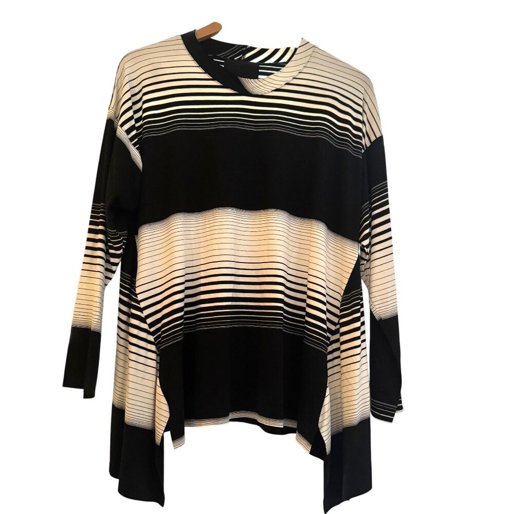 Blanque Black/White High Side Round Neck LS Tunic Blouse Made In USA, Size OS
